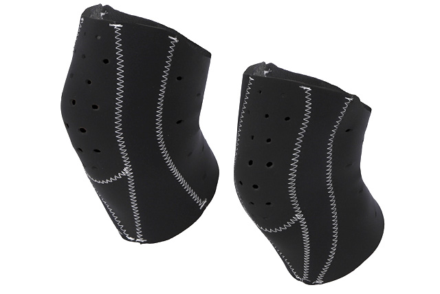 ランニング専用膝サポーター「マラソンズニーサポート21TT 」